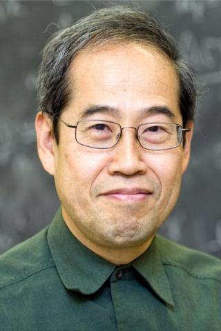 Haruzo Hida